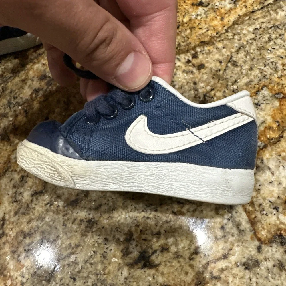 Vintage 1983 Nike Toddler Shoes 830204 TH4 Navy Canvas White Swoosh Kids